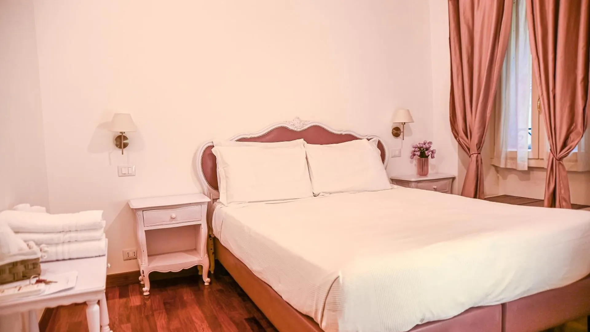 Feliz In Roma B&B 0*, Rome Italy